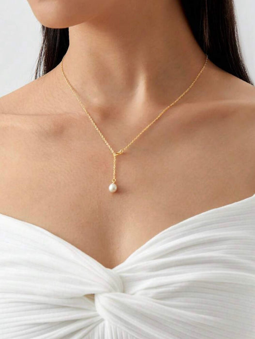 Pure Drop Pearl Necklace