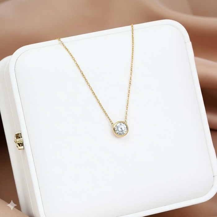 Luminous Elegance round Stone Necklace