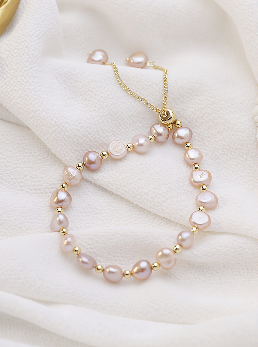 Blush Pearl Grace Bracelet