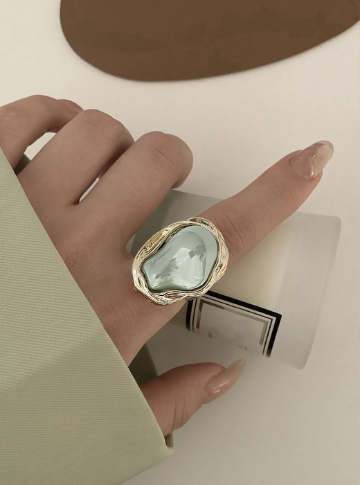 Verde Aura Ring