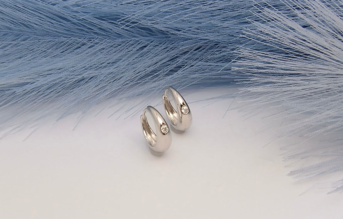 Eternal Glow – Moissanite & Sterling Silver Hoop Earrings
