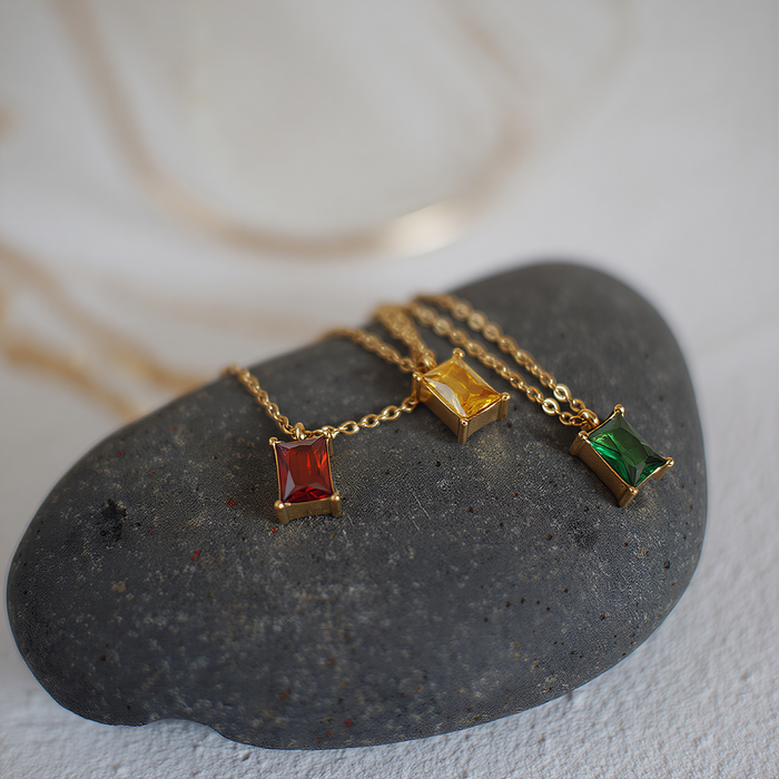 Emerald Aura Necklace