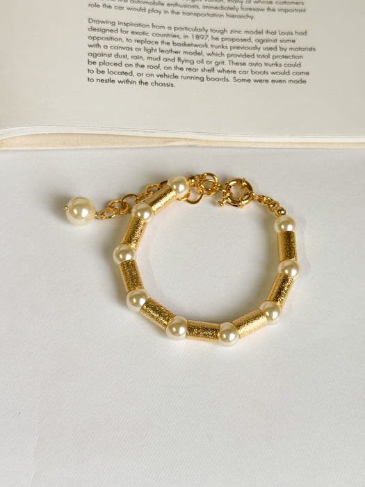 Élise Pearl Chain Bracelet (Coming Soon...)