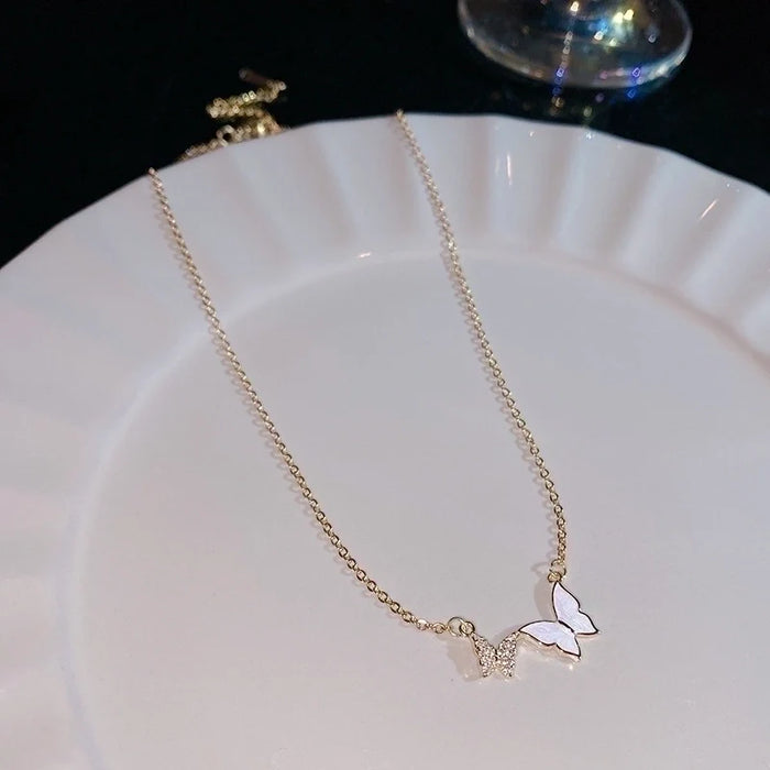Whimsical Flight: Delicate Butterfly Necklace