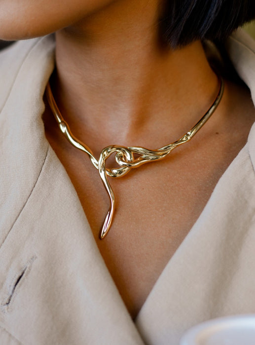 Knot Flow Choker