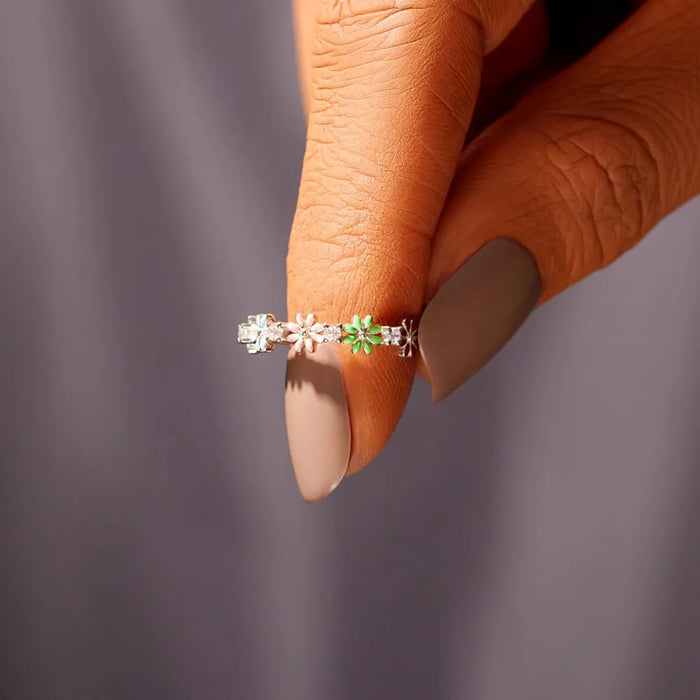 Daisy Bloom Ring